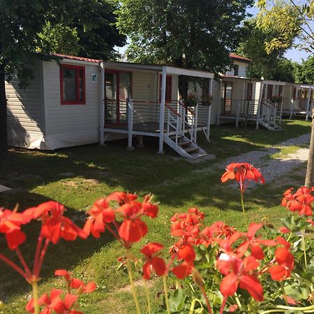 Villaggio San Francesco - Adria Holiday Mobile Homes Duna Verde Extérieur photo