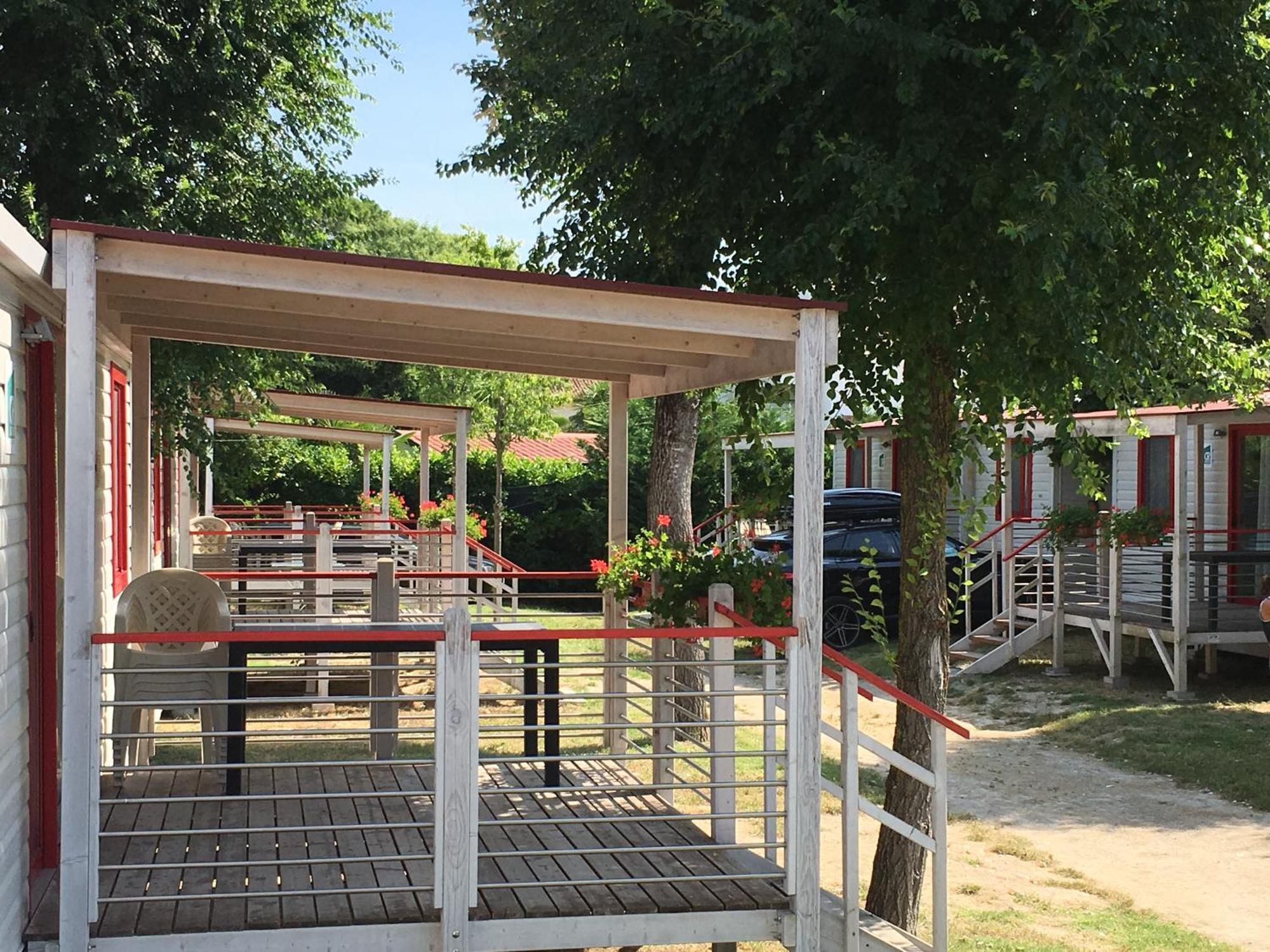 Villaggio San Francesco - Adria Holiday Mobile Homes Duna Verde Extérieur photo