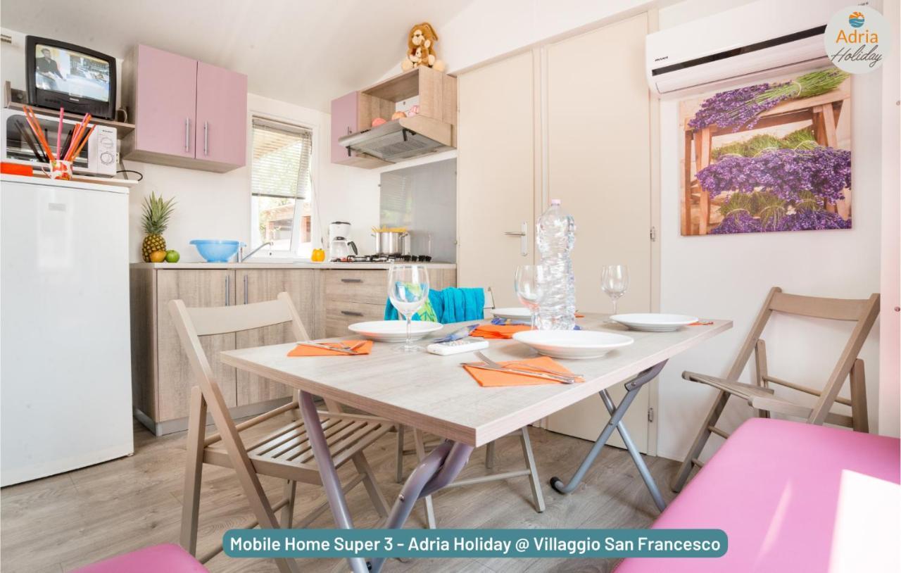 Villaggio San Francesco - Adria Holiday Mobile Homes Duna Verde Extérieur photo